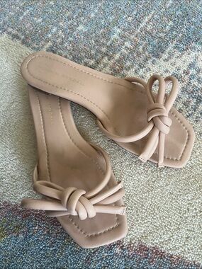 Loeffler Randall Hadley Leather Bow Flat Sandals 7.5